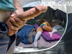Mối tình ngắn ngủi với cô nàng cạnh nhà đã có Anh xã cạnh bên